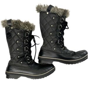 Sorel Tofino Black Quilted Winter Boots Size 8.5